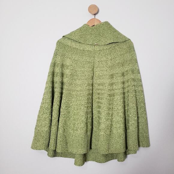 St. John Sport Wool Blend Mockneck Poncho Sweater Cable Knit Green Small - Picture 10 of 12